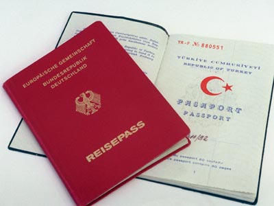 Thủ tục đăng ký kết hôn giữa công dân Việt với người nước ngoài